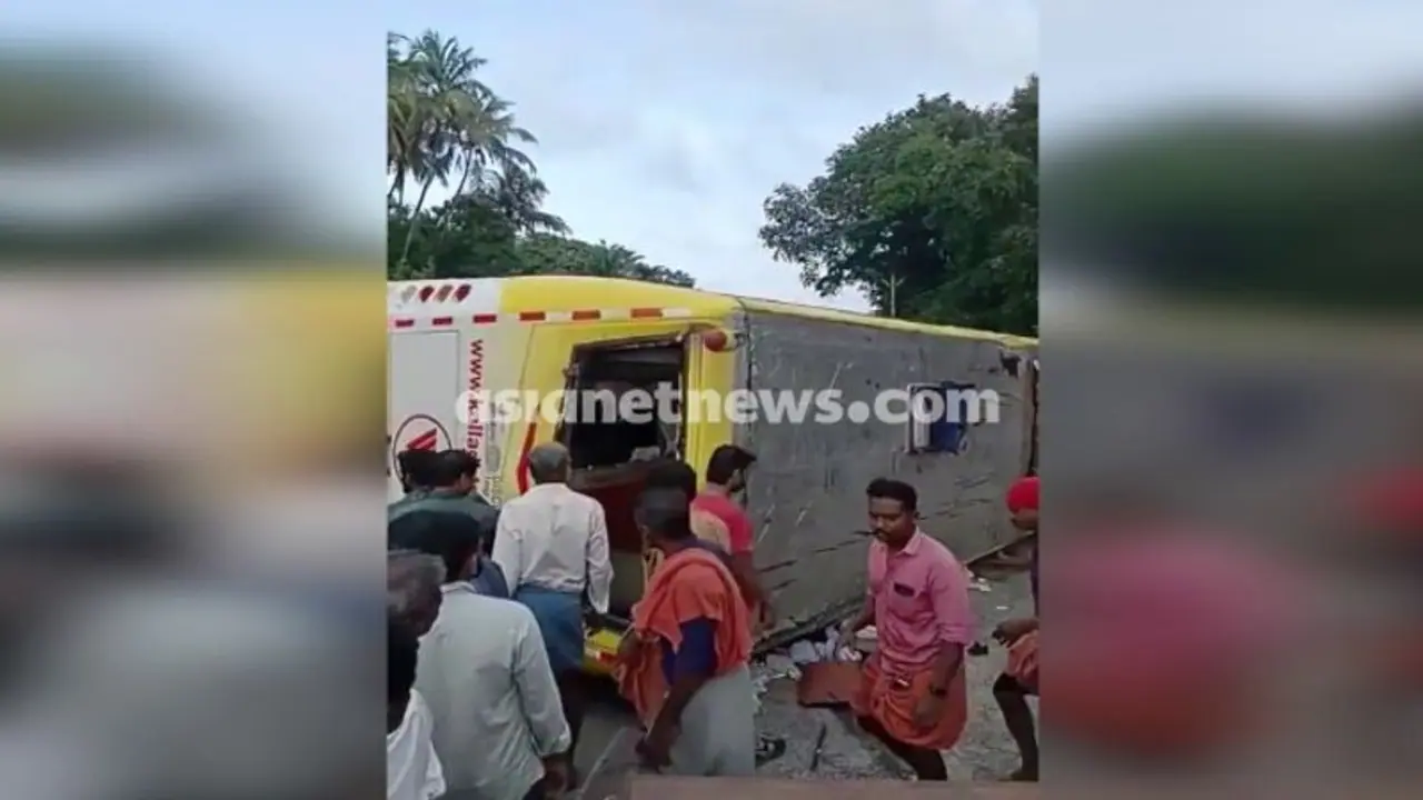 Kerala: Two killed, several injured after bus overturns in Palakkad Kerala: Two killed, several injured after bus overturns in Palakkad