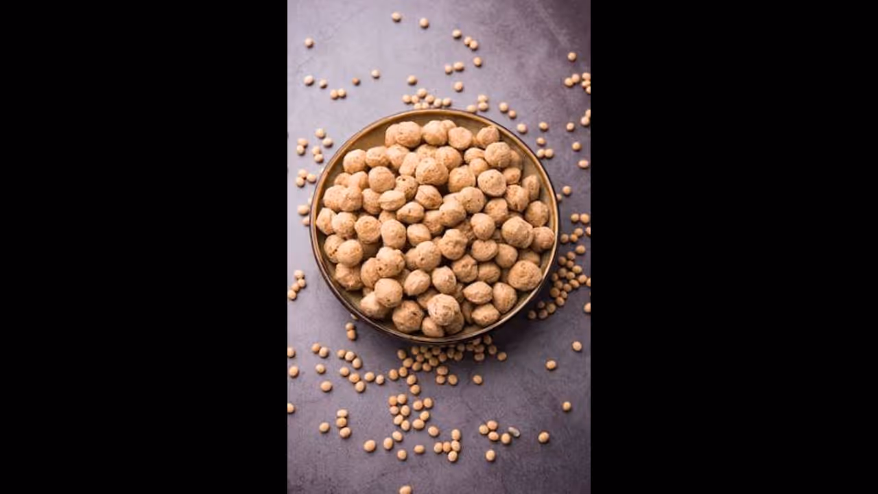 சாப்பிடுவதற்கு சுவையாக இருக்கும் "சோயாபீன்" அடிக்கடி சாப்பிடலாமா? சைவ பிரியர்களே இது உங்களுக்கு தான்... சாப்பிடுவதற்கு சுவையாக இருக்கும் "சோயாபீன்" அடிக்கடி சாப்பிடலாமா? சைவ பிரியர்களே இது உங்களுக்கு தான்...