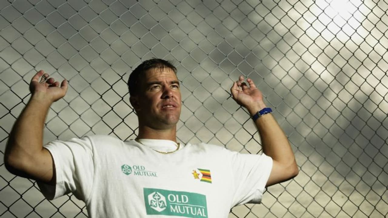 'ഇങ്ങനെ കൊല്ലല്ലേ, ആളുകള്‍ ജാഗ്രത കാണിക്കണം'; വ്യാജ മരണവാർത്തയില്‍ ആഞ്ഞടിച്ച് ഹീത്ത് സ്ട്രീക്ക്