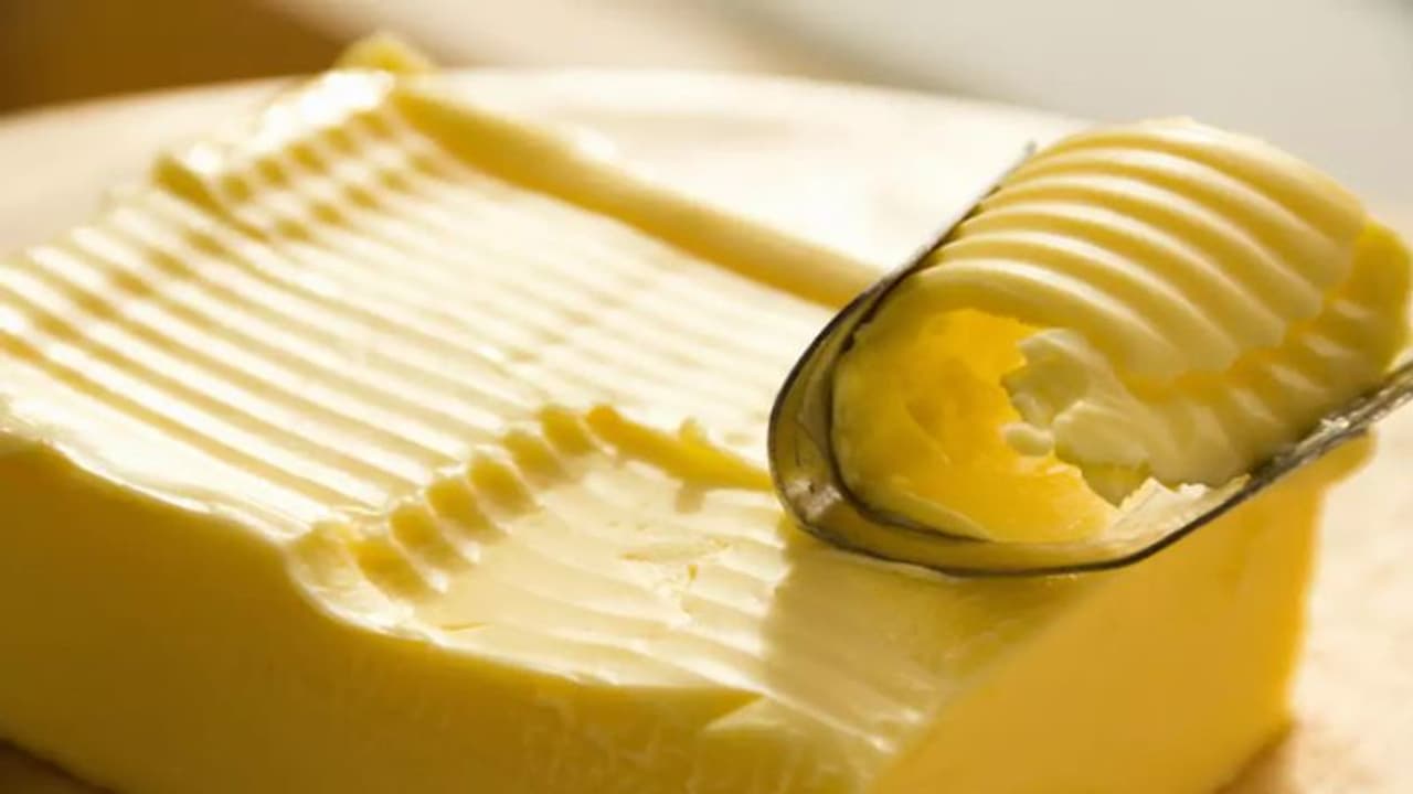 ദിവസവും ഒരു സ്പൂൺ വെണ്ണ കഴിക്കൂ; അറിയാം ഗുണങ്ങള്... ദിവസവും ഒരു സ്പൂൺ വെണ്ണ കഴിക്കൂ; അറിയാം ഗുണങ്ങള്...