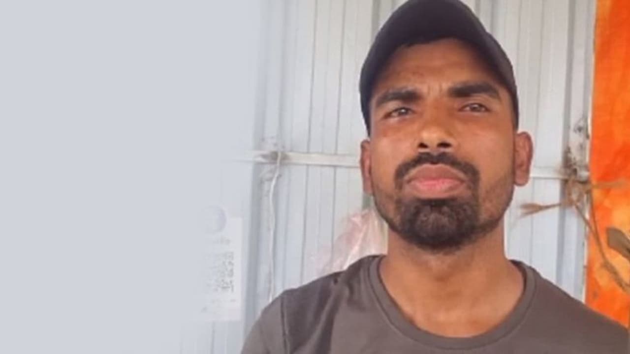 Meet Sonu Kumar, the BA Pass Chaiwala