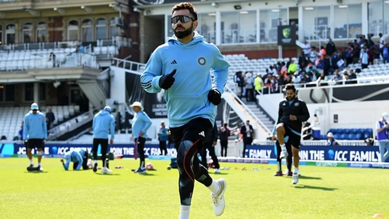 പാകിസ്ഥാന്റെ പേസ് ബൗളിംഗ് ശക്തം! ഒന്നും വിലപ്പോവില്ല; മറുതന്ത്രം വ്യക്തമാക്കി വിരാട് കോലി പാകിസ്ഥാന്റെ പേസ് ബൗളിംഗ് ശക്തം! ഒന്നും വിലപ്പോവില്ല; മറുതന്ത്രം വ്യക്തമാക്കി വിരാട് കോലി