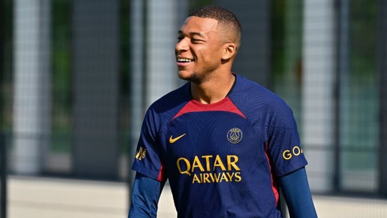 ട്രാന്‍സ്ഫറിനെ കുറിച്ച് മൗനം വെടിഞ്ഞ് എംബാപ്പെ! ക്ലബ് മാറ്റത്തെ കുറിച്ച് വെട്ടിത്തുറന്ന് പിഎസ്ജി താരം
