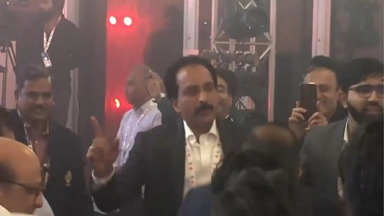 After Chandrayaan 3 success, ISRO chief S Somanath's old partying video goes viral | WATCH