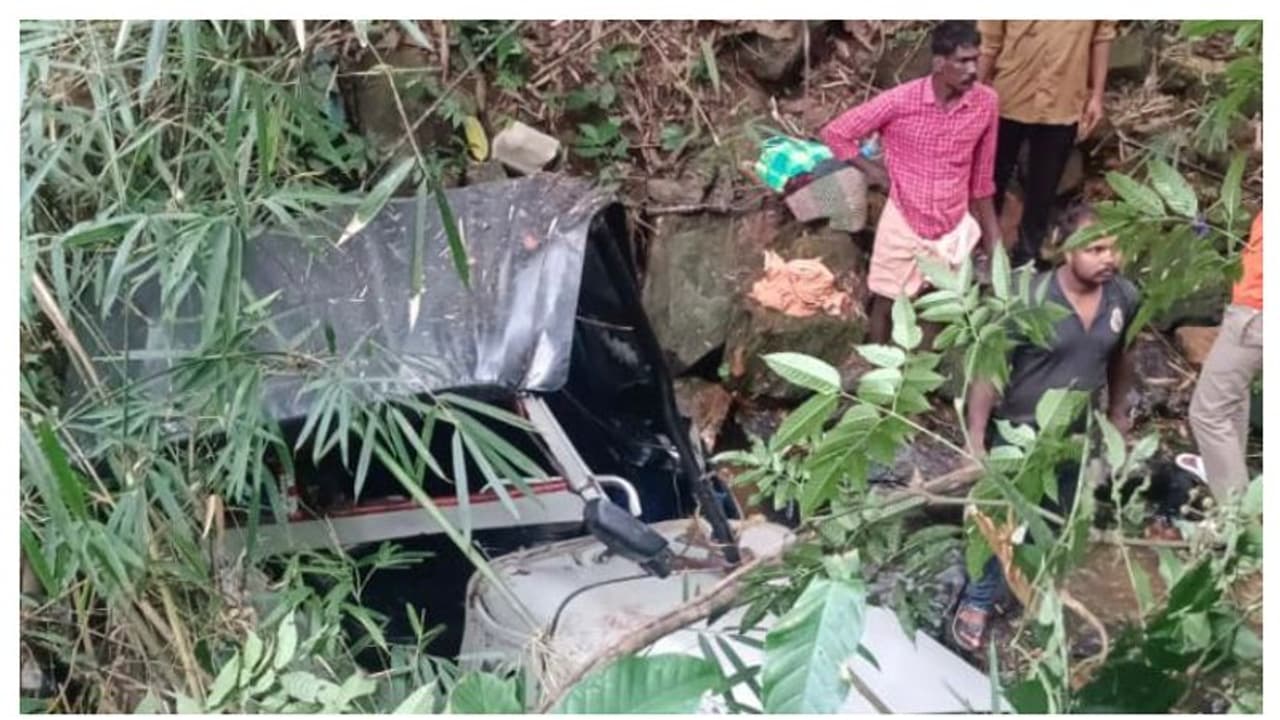 വയനാട് ജീപ്പ് അപകടം, തീരാ നോവായി ഒമ്പത് പേർ, പോസ്റ്റുമോർട്ടം ഇന്ന്, 12 മണിക്ക് പൊതുദർശനം വയനാട് ജീപ്പ് അപകടം, തീരാ നോവായി ഒമ്പത് പേർ, പോസ്റ്റുമോർട്ടം ഇന്ന്, 12 മണിക്ക് പൊതുദർശനം