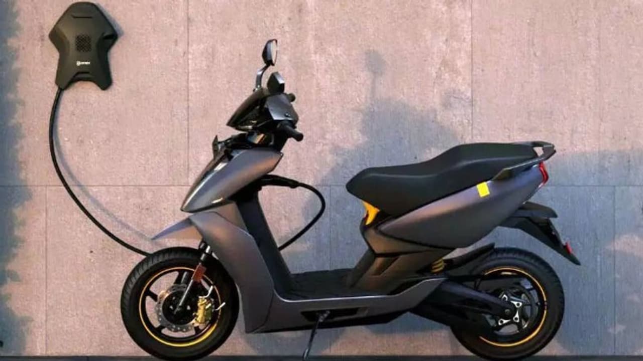 'വഞ്ചിതരായി നിയമക്കുരുക്കിൽ അകപ്പെടാതിരിക്കുക'; ഇലക്ട്രിക് സ്‌കൂട്ടർ വാങ്ങുമ്പോൾ ശ്രദ്ധിക്കേണ്ടത് ഇക്കാര്യങ്ങൾ