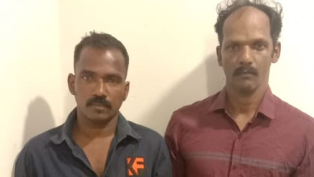 ഒരുമിച്ച് മദ്യപാനം, ചെറിയ വഴക്ക് കത്തിക്കുത്തായി; 2 പേരെ കുത്തിപ്പരിക്കേൽപ്പിച്ച കേസിലെ പ്രതികൾ പിടിയിൽ ഒരുമിച്ച് മദ്യപാനം, ചെറിയ വഴക്ക് കത്തിക്കുത്തായി; 2 പേരെ കുത്തിപ്പരിക്കേൽപ്പിച്ച കേസിലെ പ്രതികൾ പിടിയിൽ