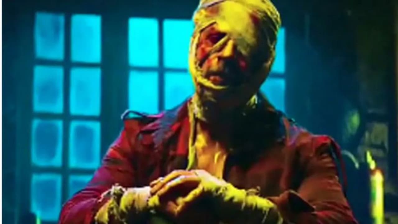 'ജവാനി'ല് പ്രതീക്ഷയര്പ്പിച്ച് ഷാരൂഖ് ഖാൻ, ചിത്രത്തില് താല്പര്യം പ്രകടിപ്പിച്ച് ലക്ഷങ്ങള് 'ജവാനി'ല് പ്രതീക്ഷയര്പ്പിച്ച് ഷാരൂഖ് ഖാൻ, ചിത്രത്തില് താല്പര്യം പ്രകടിപ്പിച്ച് ലക്ഷങ്ങള്