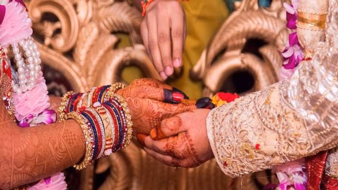 ಭಾರತದ 10 ರಲ್ಲಿ 7 ಮಂದಿ ಮಾಡ್ತಾರೆ ದಾಂಪತ್ಯ ದ್ರೋಹ, ಅಯ್ಯೋ ದೇವ್ರೆ ಎಲ್ಲರೂ ವಂಚಕರೇ ಹಾಗಾದ್ರೆ!