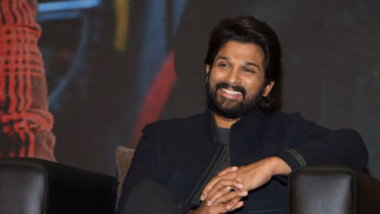 Allu Arjun teases fans about Something Big check out what fans had to say