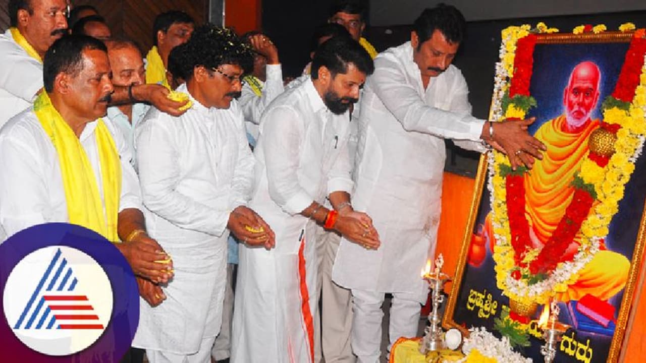 ಬ್ರಹ್ಮಶ್ರೀ ನಾರಾಯಣ ಗುರು ಕ್ರಾಂತಿಕಾರಿ ಬದಲಾವಣೆ ತಂದವರು: ಸಿ.ಟಿ. ರವಿ ಬ್ರಹ್ಮಶ್ರೀ ನಾರಾಯಣ ಗುರು ಕ್ರಾಂತಿಕಾರಿ ಬದಲಾವಣೆ ತಂದವರು: ಸಿ.ಟಿ. ರವಿ