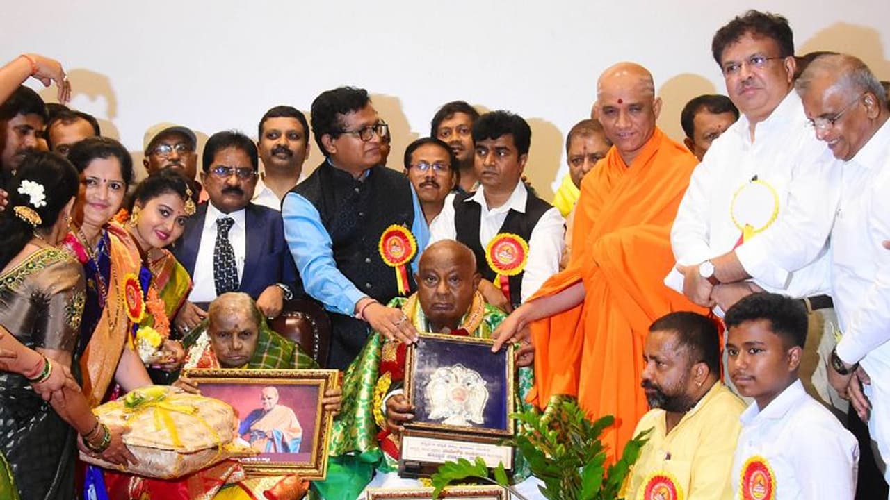 ದೇವೇಗೌಡರ ಬದುಕಿನ ತಪಸ್ಸಿಗೆ ಫಲ ಸಿಗಲಿದೆ: ನಿರ್ಮಲಾನಂದನಾಥ ಶ್ರೀ