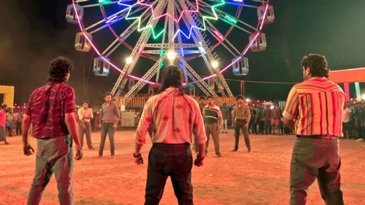 അര്‍ധരാത്രി 140 സ്പെഷല്‍ ഷോകള്‍! ജനപ്രീതിയില്‍ പുതിയ അധ്യായം കുറിച്ച് 'ആര്‍ഡിഎക്സ്'