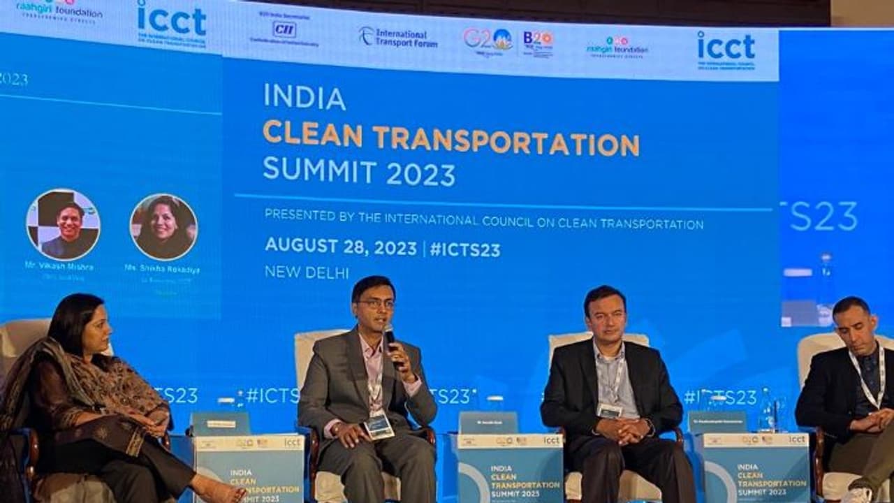 டெல்லியில் இந்திய தூய்மை போக்குவரத்து உச்சி மாநாடு: சர்வதேச நாடுகளின் பிரநிதிகள் பங்கேற்பு டெல்லியில் இந்திய தூய்மை போக்குவரத்து உச்சி மாநாடு: சர்வதேச நாடுகளின் பிரநிதிகள் பங்கேற்பு