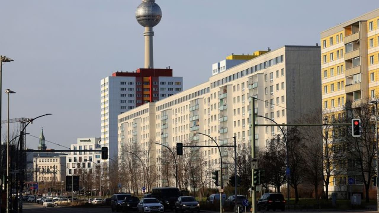  'ಮೂರು ವರ್ಷ ಮನೆ ಬಾಡಿಗೆ ಏರಿಸೋ ಹಾಗಿಲ್ಲ..' ಹೊಸ ರೂಲ್ಸ್‌ ಶಿಫಾರಸು ಮಾಡಿದ ಸರ್ಕಾರ!