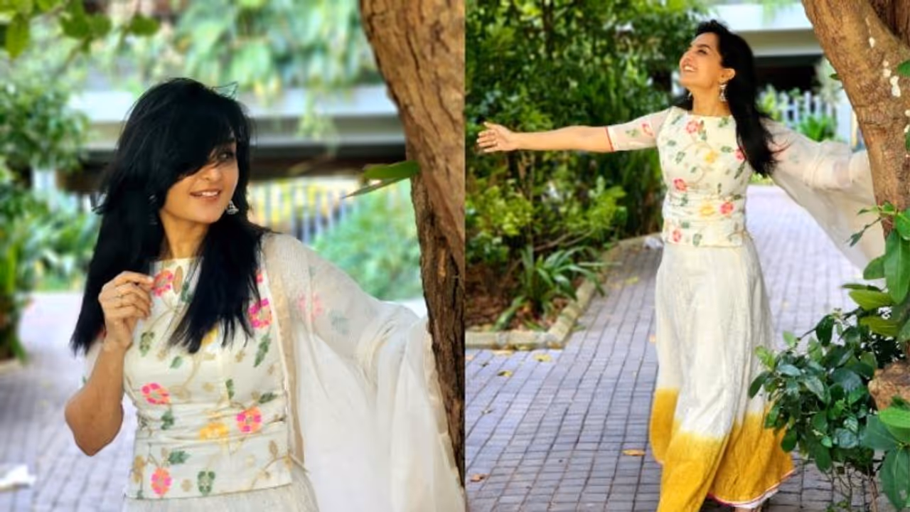 എല്ലാവരും സാരിയിലോ..എങ്കിൽ ഇതാ ഒരു വെറൈറ്റി; മഞ്ജു വാര്യരുടെ ഓണം ഔട്ട്ഫിറ്റ് വൈറൽ