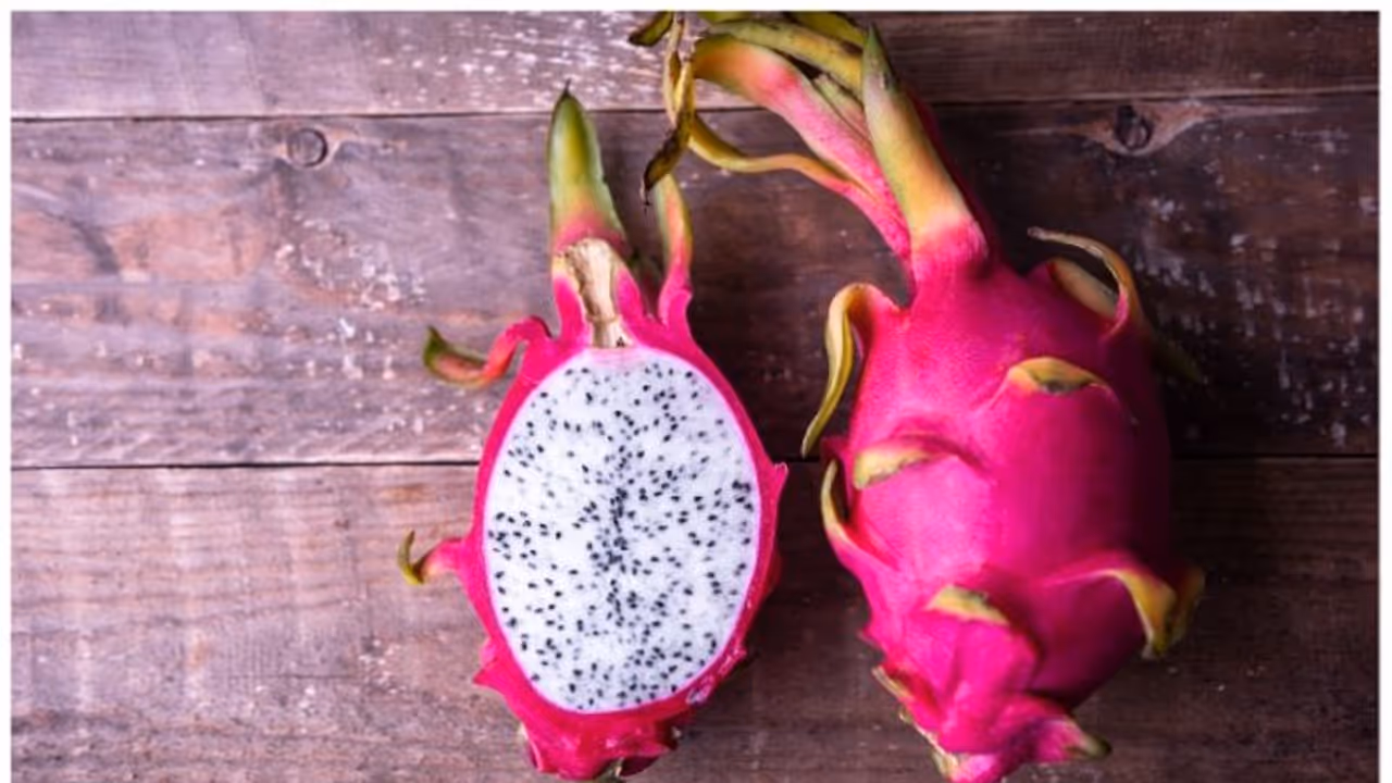 മുഖം സുന്ദരമാക്കാൻ ഡ്രാഗൺ ഫ്രൂട്ട് കൊണ്ടുള്ള ഫേസ് പാക്കുകൾ മുഖം സുന്ദരമാക്കാൻ ഡ്രാഗൺ ഫ്രൂട്ട് കൊണ്ടുള്ള ഫേസ് പാക്കുകൾ