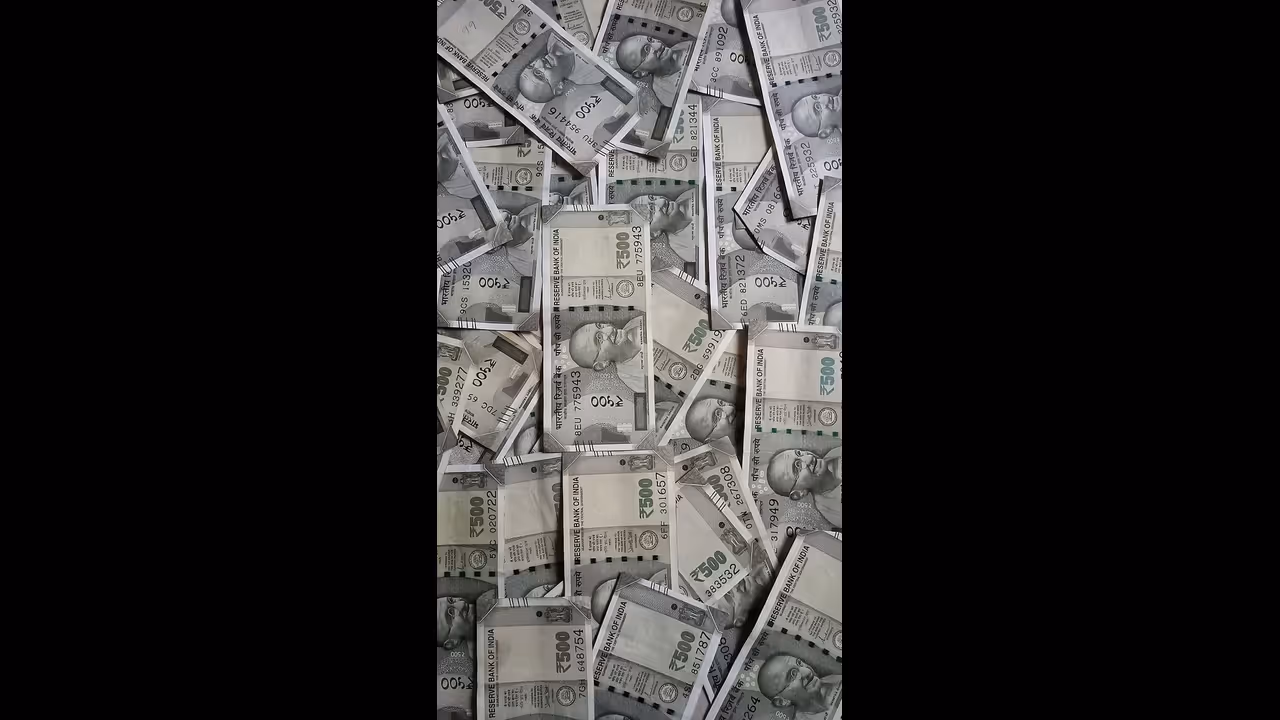 അവകാശികളില്ലാത്ത പണം വർധിക്കുന്നത് തടയാം; ഉപഭോക്താക്കൾ അനന്തരാവകാശികള നോമിനേറ്റ് ചെയ്യണമെന്ന് കേന്ദ്രധനമന്ത്രി