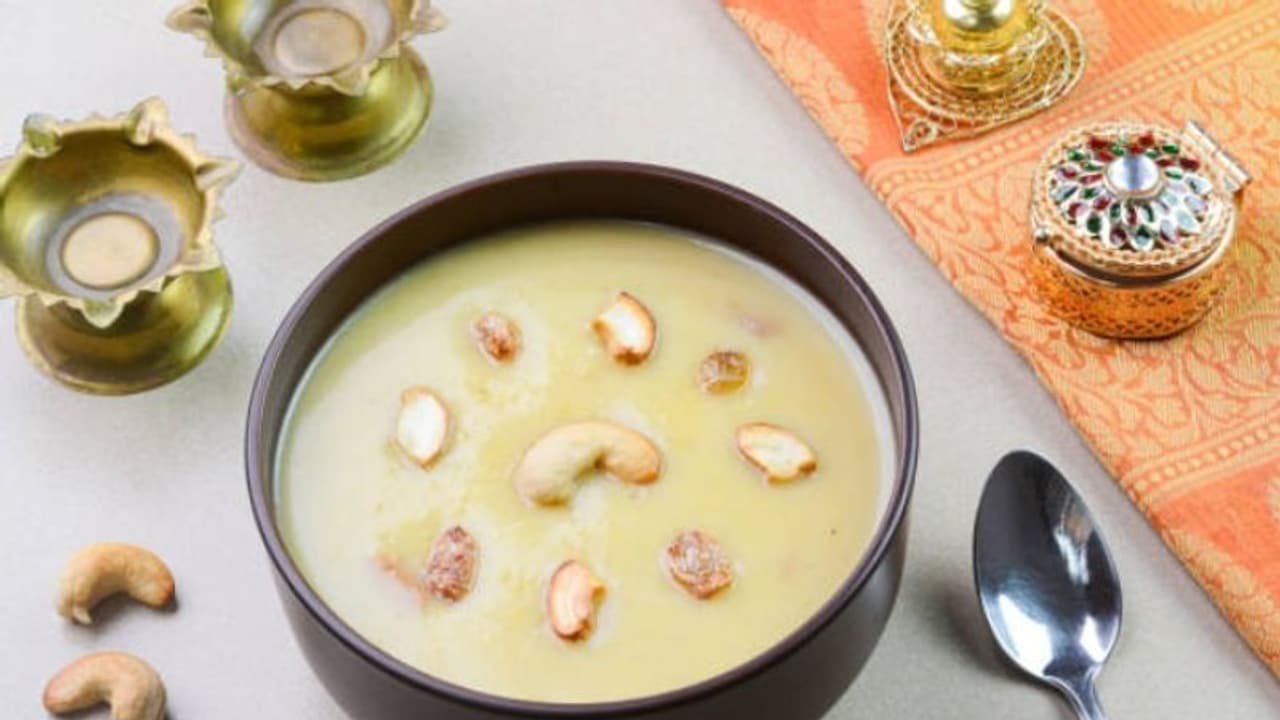 മധുരം കഴിക്കാൻ കൊതി തോന്നുന്നതിന് പിന്നില് ചില രഹസ്യങ്ങളുണ്ടേ... മധുരം കഴിക്കാൻ കൊതി തോന്നുന്നതിന് പിന്നില് ചില രഹസ്യങ്ങളുണ്ടേ...