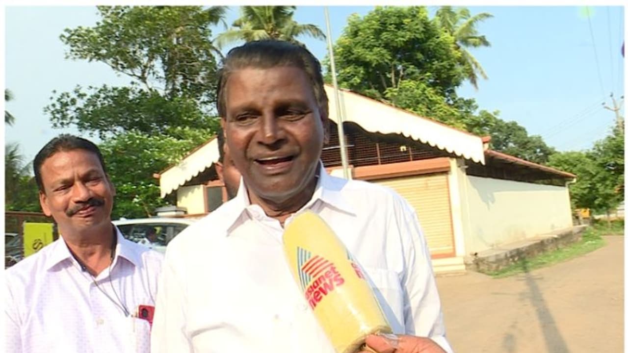 സതിയമ്മയെ പിരിച്ചുവിട്ടതിൽ പ്രതിഷേധിച്ചു, മാർച്ചിനെതിരെ കേസ്: പൊലീസ് നടപടി ആസൂത്രിതമെന്ന് തിരുവഞ്ചൂർ