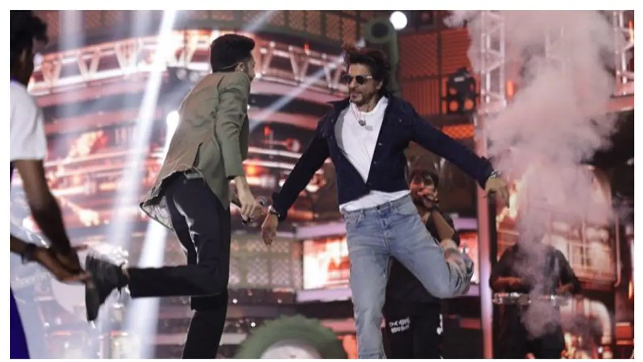 Jawan: Shah Rukh Khan speaks in Tamil, goes gaga over Vijay Sethupathi, calls Anirudh Ravichander 'his baby' Jawan: Shah Rukh Khan speaks in Tamil, goes gaga over Vijay Sethupathi, calls Anirudh Ravichander 'his baby'