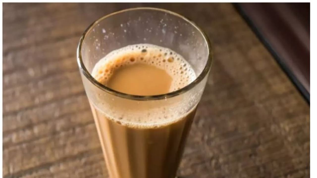 നിങ്ങളൊരു ചായ പ്രേമിയാണോ? എങ്കിൽ ഇക്കാര്യം അറിഞ്ഞിരിക്കാം നിങ്ങളൊരു ചായ പ്രേമിയാണോ? എങ്കിൽ ഇക്കാര്യം അറിഞ്ഞിരിക്കാം