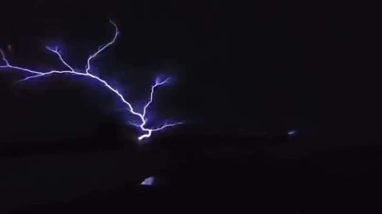 From cockpit, pilot records rare lightning like phenomenon (Watch) From cockpit, pilot records rare lightning like phenomenon (Watch)