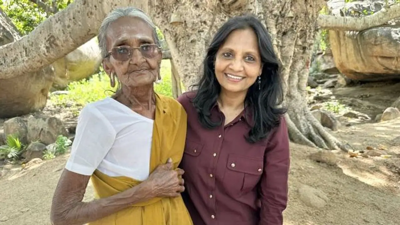 വയസ് 89, പഞ്ചായത്ത് പ്രസിഡണ്ടാണ് വീരമ്മാൾ അമ്മ, ചിത്രം പങ്കുവച്ച് ഐഎഎസ് ഓഫീസർ