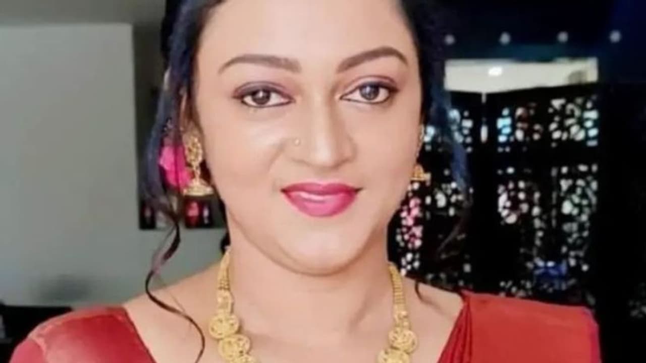 നടി അപര്‍ണാ നായരുടെ മരണം വിശ്വസിക്കാനാകുന്നില്ല, തൊട്ടുമുമ്പും സന്തോഷം നിറഞ്ഞ പോസ്റ്റ്