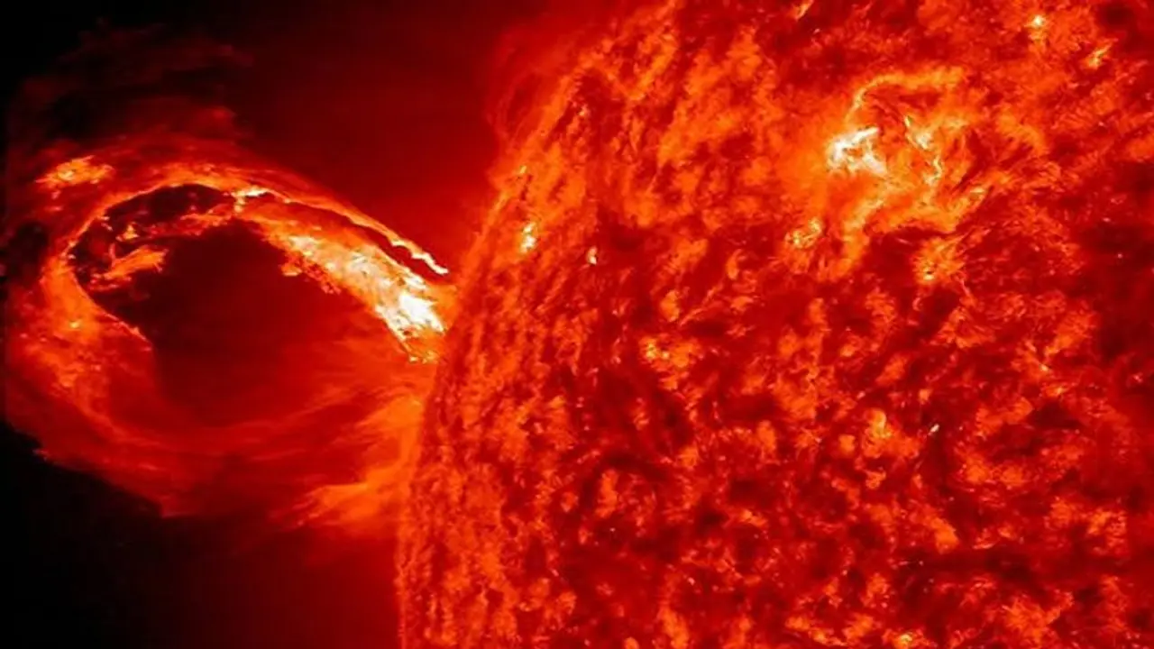 ಉಡುಪಿ: ವಿಚಿತ್ರಾತಿಚಿತ್ರಗಳ ಉರಿಪಿಂಡ ನಮ್ಮ ಸೂರ್ಯ, ಡಾ.ಎ.ಪಿ.ಭಟ್