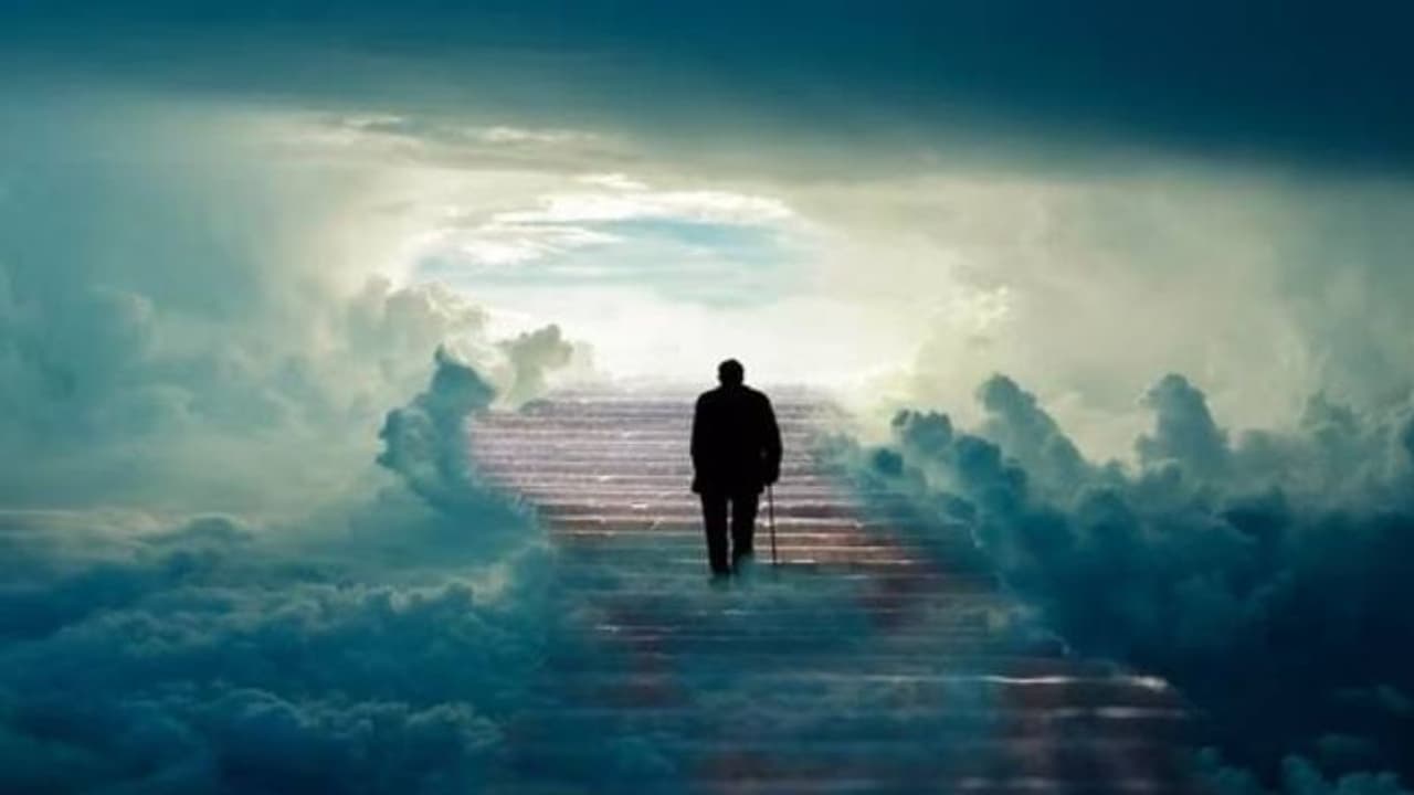 മരണത്തിന് ശേഷവും ജീവിതമുണ്ട്, 5000 പേരുടെ അനുഭവങ്ങൾ പഠിച്ച ഡോക്ടർ പറയുന്നത് ഇങ്ങനെ