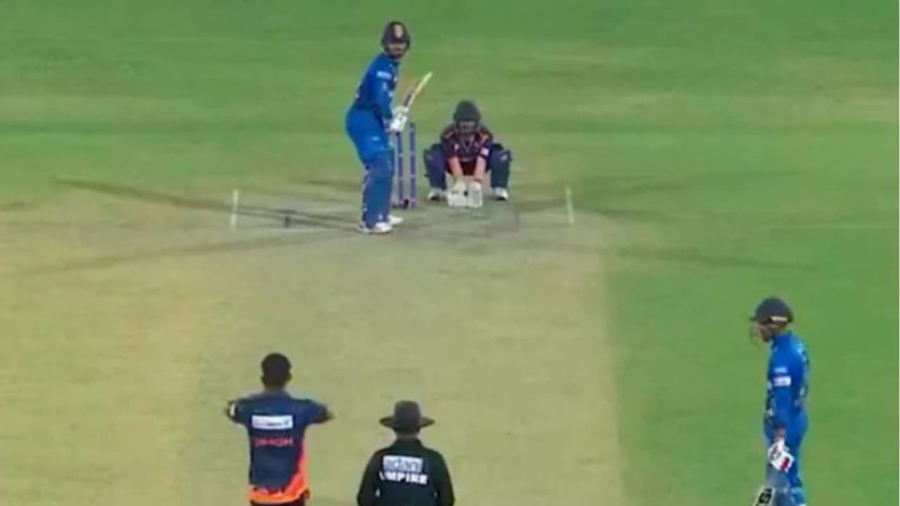 സൂപ്പര്‍ ഓവറില്‍ ജയിക്കാന്‍ 17; തുടര്‍ച്ചയായി മൂന്ന് സിക്‌സര്‍ പറത്തി റിങ്കു സിംഗ് കാണാം വീഡിയോ