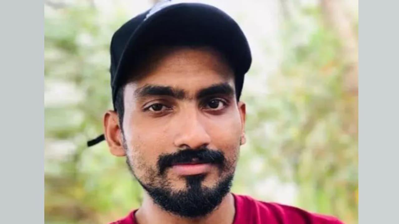 ചികിത്സക്കായി നാട്ടില് പോയ പ്രവാസി യുവാവ് മരിച്ചു ചികിത്സക്കായി നാട്ടില് പോയ പ്രവാസി യുവാവ് മരിച്ചു