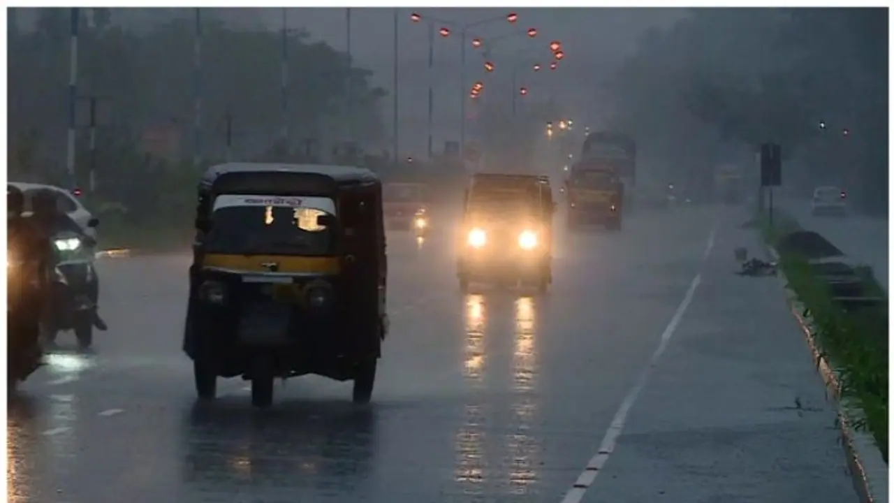 Kerala to receive heavy rainfall today; IMD issues yellow alert in two districts; Check details 