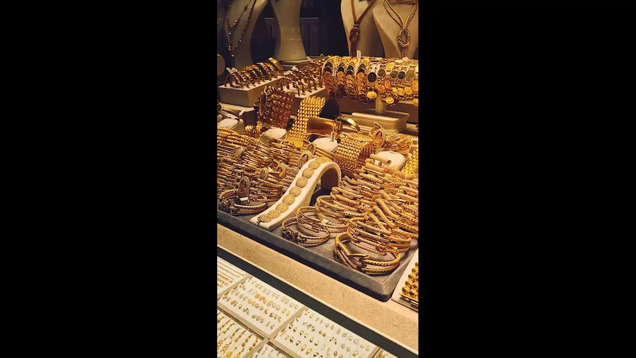 Gold Silver Price Today: 3ನೇ ಶ್ರಾವಣ ಸೋಮವಾರ ಆಭರಣ ಕೊಳ್ಳೋ ಪ್ಲ್ಯಾನ್ ಇದ್ಯಾ? ಚಿನ್ನ, ಬೆಳ್ಳಿ ಬೆಲೆ ವಿವರ ಹೀಗಿದೆ.. Gold Silver Price Today: 3ನೇ ಶ್ರಾವಣ ಸೋಮವಾರ ಆಭರಣ ಕೊಳ್ಳೋ ಪ್ಲ್ಯಾನ್ ಇದ್ಯಾ? ಚಿನ್ನ, ಬೆಳ್ಳಿ ಬೆಲೆ ವಿವರ ಹೀಗಿದೆ..