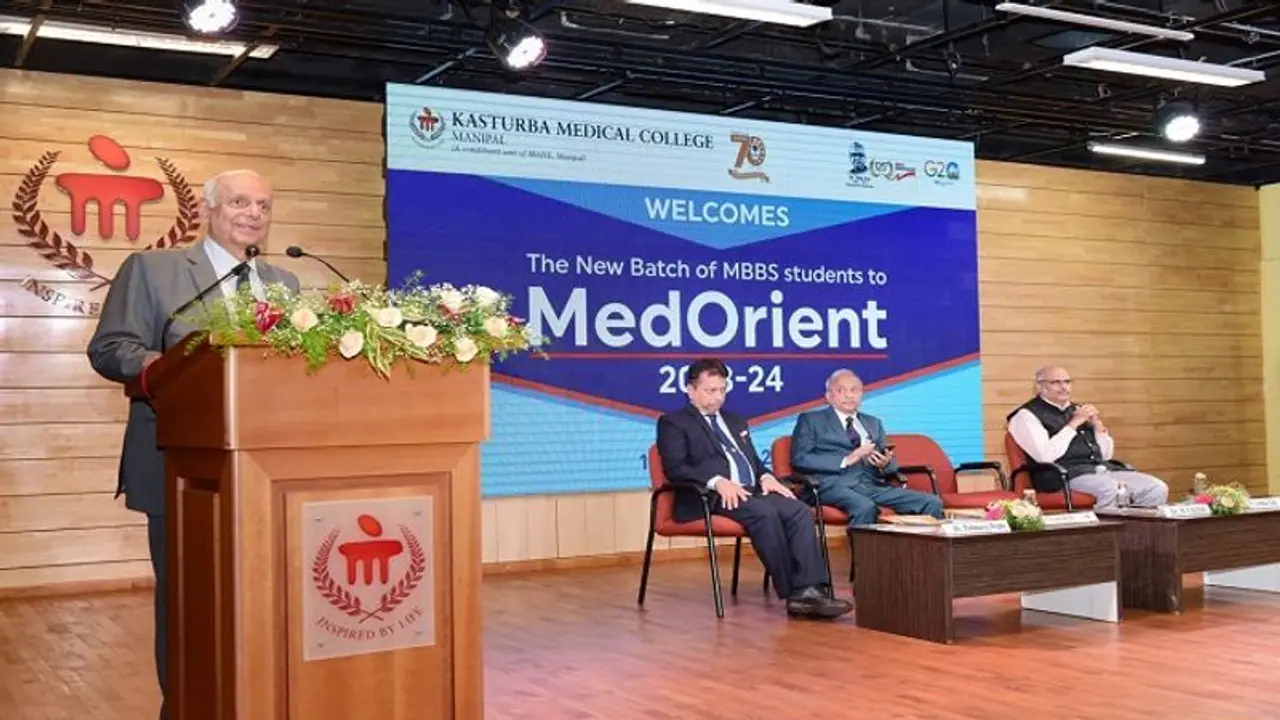 ಉಡುಪಿ: ವೈದ್ಯರಿಗೆ ರೋಗಿಗಳ ಬಗ್ಗೆ ಸಮರ್ಪಣಾ ಭಾವ ಇರಬೇಕು, ಡಾ. ಎಂ.ಡಿ. ವೆಂಕಟೇಶ್ 