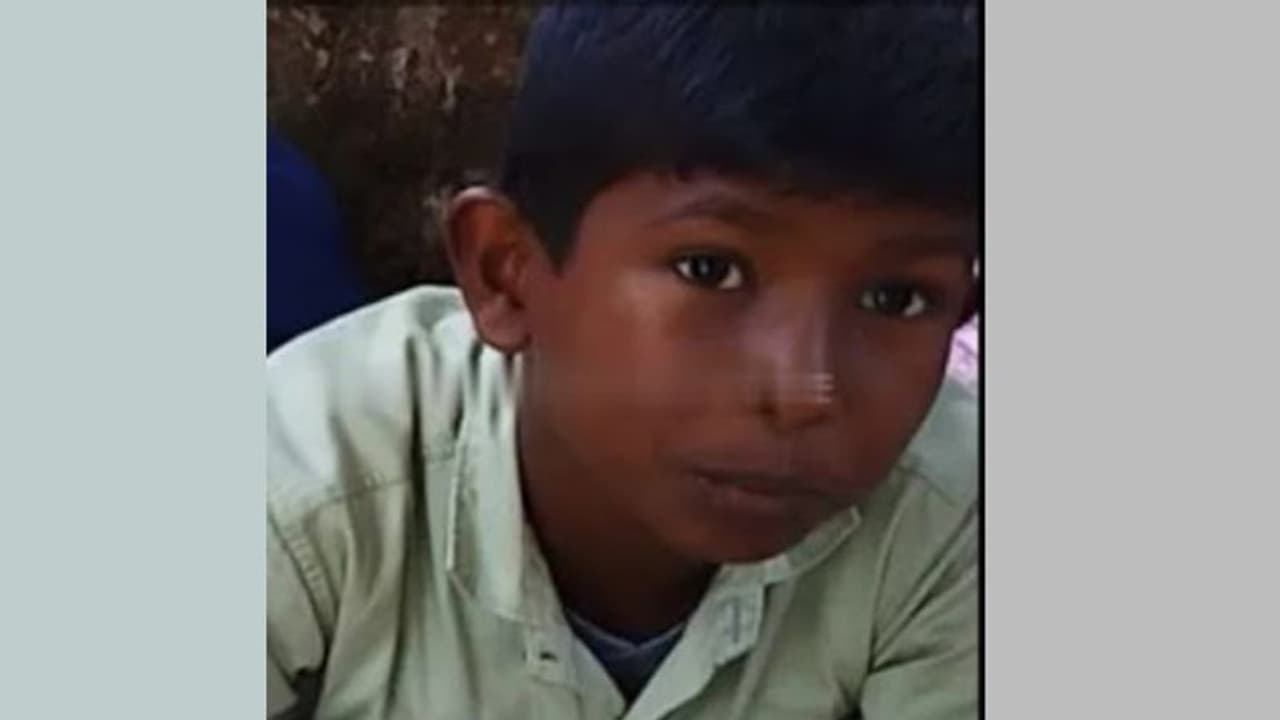 നാലാം ക്ലാസ് വിദ്യാർത്ഥി കുളത്തിൽ മുങ്ങി മരിച്ചു നാലാം ക്ലാസ് വിദ്യാർത്ഥി കുളത്തിൽ മുങ്ങി മരിച്ചു