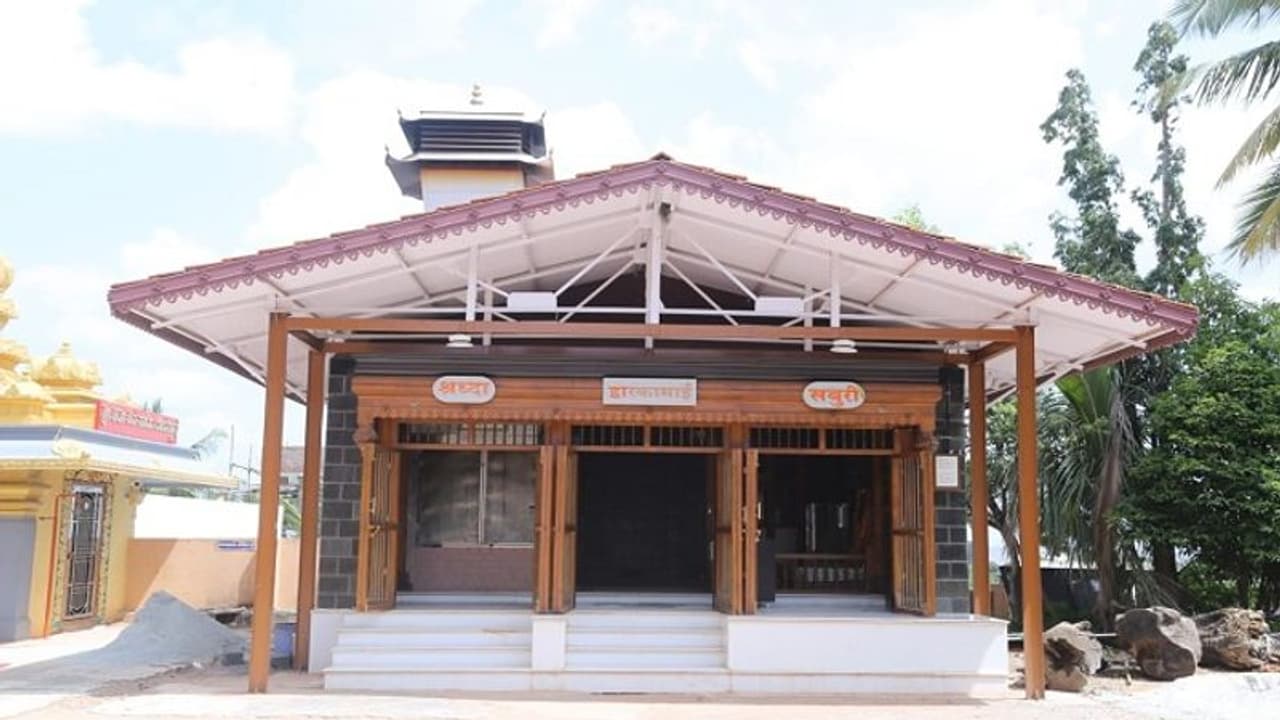 ಹುಬ್ಬಳ್ಳಿಯಲ್ಲಿ ಕರ್ನಾಟಕದ ಮೊದಲ ದ್ವಾರಕಾಮಾಯಿ ದೇಗುಲ..! ಹುಬ್ಬಳ್ಳಿಯಲ್ಲಿ ಕರ್ನಾಟಕದ ಮೊದಲ ದ್ವಾರಕಾಮಾಯಿ ದೇಗುಲ..!