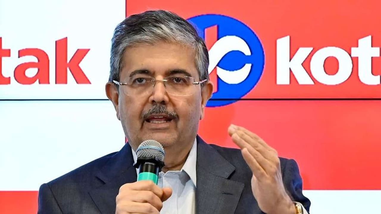 அப்போ ரூ.10,000 முதலீடு செய்திருத்தால் இப்ப நீங்கதான் கோடீஸ்வரன்! உதய் கொடாக் சொல்லும் கணக்கு என்ன? அப்போ ரூ.10,000 முதலீடு செய்திருத்தால் இப்ப நீங்கதான் கோடீஸ்வரன்! உதய் கொடாக் சொல்லும் கணக்கு என்ன?