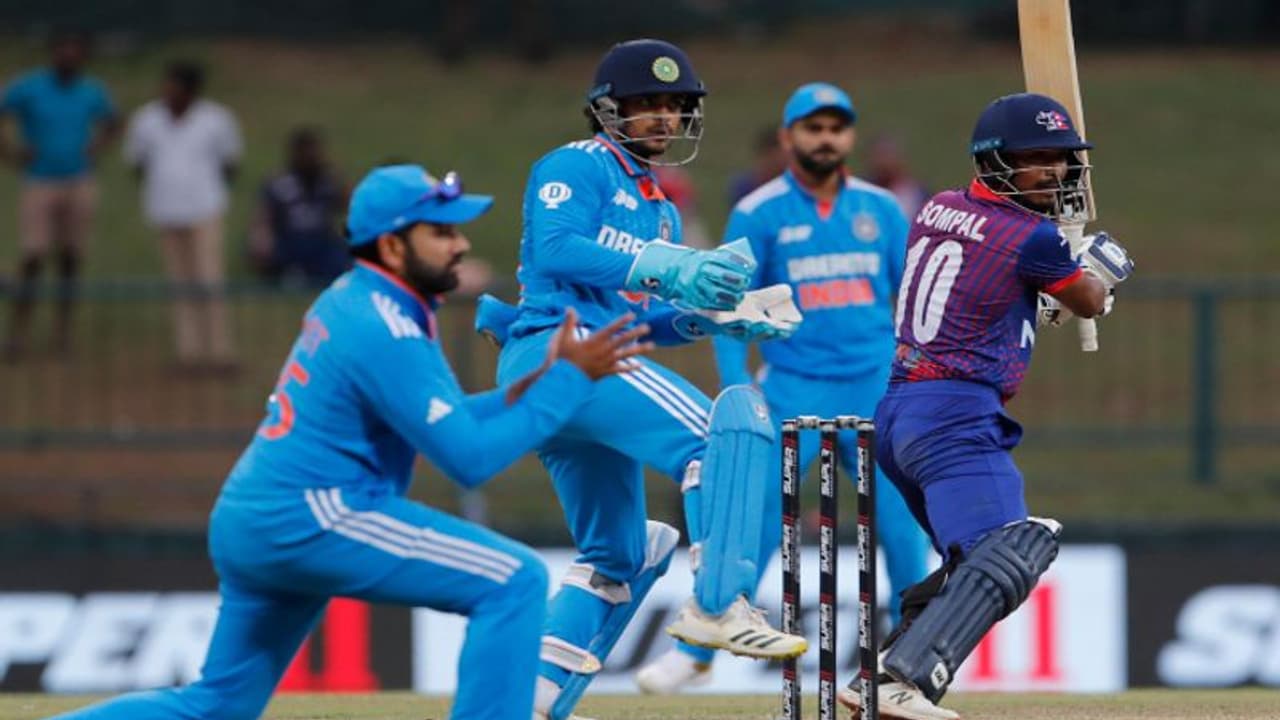 India vs Nepal: ஆட்டம் காட்டிய குஷால் புர்டெல், ஆசிப் ஷேக், சோம்பால் கமி; மோசமாக விளையாடிய இந்தியா! India vs Nepal: ஆட்டம் காட்டிய குஷால் புர்டெல், ஆசிப் ஷேக், சோம்பால் கமி; மோசமாக விளையாடிய இந்தியா!