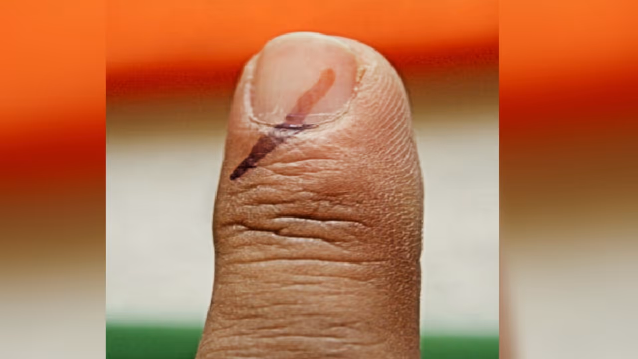 మాల్దీవుల్లో ఇండియా వర్సెస్ చైనా.. ఎన్నికల్లో ప్రధాన ఎజెండాగా ముందుకు.. ఎందుకంటే? మాల్దీవుల్లో ఇండియా వర్సెస్ చైనా.. ఎన్నికల్లో ప్రధాన ఎజెండాగా ముందుకు.. ఎందుకంటే?