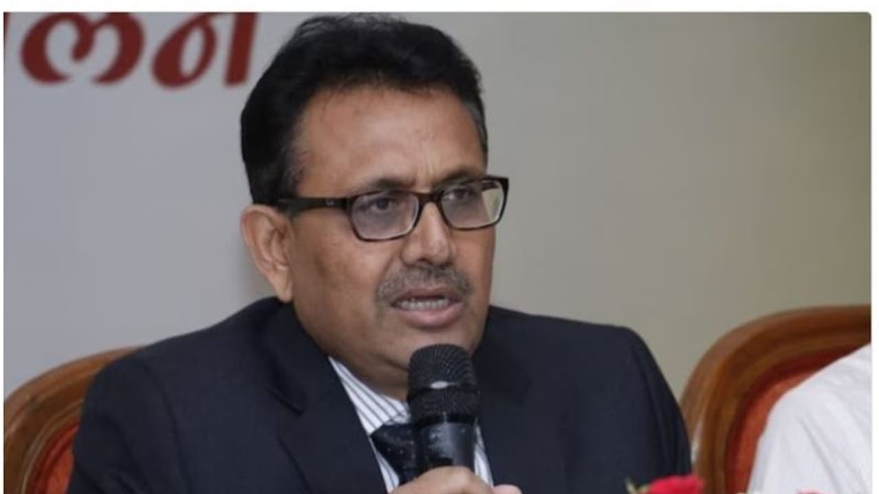 ഗെയിൽ എക്സിക്യൂട്ടീവ് ഡയറക്ടറെ സിബിഐ അറസ്റ്റ് ചെയ്തു, കൈക്കൂലി വാങ്ങിയത് 50 ലക്ഷം ഗെയിൽ എക്സിക്യൂട്ടീവ് ഡയറക്ടറെ സിബിഐ അറസ്റ്റ് ചെയ്തു, കൈക്കൂലി വാങ്ങിയത് 50 ലക്ഷം