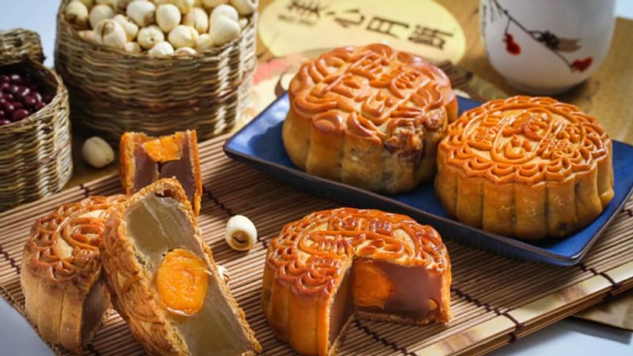 கேக் சாப்பிட ஆசைப்பட்டது ஒரு குத்தமா? கைவரிசையை காட்டிய Hackers மொத்தமா அபேஸ் பண்ணது எத்தனை கோடி தெரியுமா? கேக் சாப்பிட ஆசைப்பட்டது ஒரு குத்தமா? கைவரிசையை காட்டிய Hackers மொத்தமா அபேஸ் பண்ணது எத்தனை கோடி தெரியுமா?