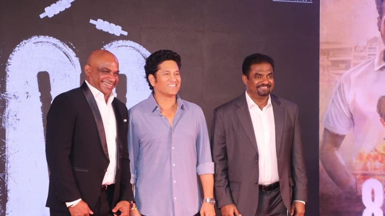 మురళీధరన్ జీవితం గురించి ప్రజలకు తెలియాలి... 800 ట్రైలర్ ఈవెంట్లో సచిన్ కీలక వ్యాఖ్యలు! మురళీధరన్ జీవితం గురించి ప్రజలకు తెలియాలి... 800 ట్రైలర్ ఈవెంట్లో సచిన్ కీలక వ్యాఖ్యలు!