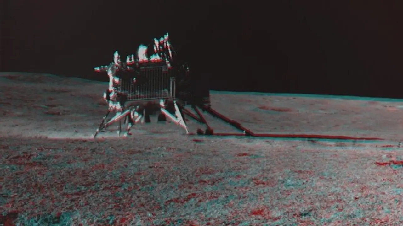 Chandrayaan-3: ISRO shares stunning image of Vikram Lander, recommends 3D glasses for viewing it