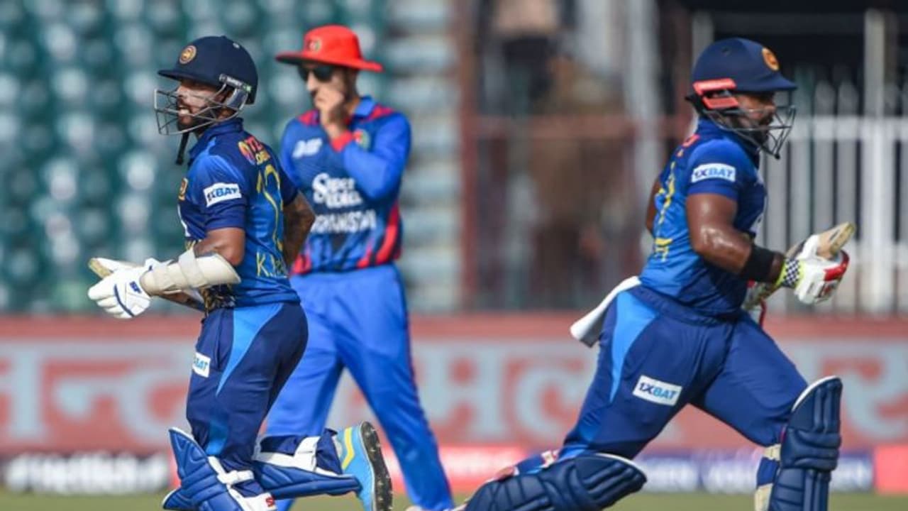 ICC World Cup 2023: ಸೆಮೀಸ್ ರೇಸಲ್ಲಿ ಉಳಿಯಲು ಶ್ರೀಲಂಕಾ ಆಫ್ಘನ್ ಕಾದಾಟ ICC World Cup 2023: ಸೆಮೀಸ್ ರೇಸಲ್ಲಿ ಉಳಿಯಲು ಶ್ರೀಲಂಕಾ ಆಫ್ಘನ್ ಕಾದಾಟ