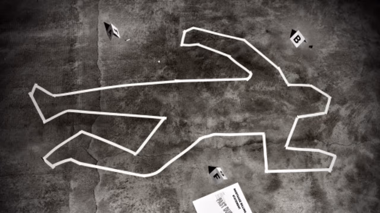 தோழியுடன் பைக்கில் சென்றபோது விபத்து; இளைஞர் பலி, இளம்பெண் படுகாயம் தோழியுடன் பைக்கில் சென்றபோது விபத்து; இளைஞர் பலி, இளம்பெண் படுகாயம்