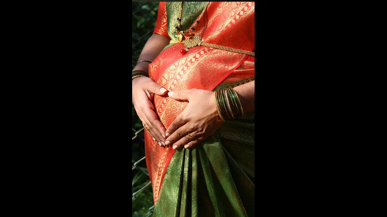 தருமபுரியில் விடுதியில் குழந்தை பெற்றெடுத்த அரசு கல்லூரி மாணவி; அதிர்ச்சியில் வார்டன் தருமபுரியில் விடுதியில் குழந்தை பெற்றெடுத்த அரசு கல்லூரி மாணவி; அதிர்ச்சியில் வார்டன்