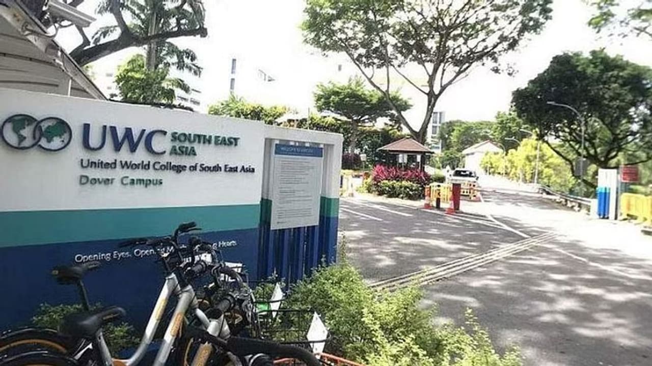 சிங்கப்பூரிலிருந்து வெளிநாட்டு சுற்றுலா இந்திய மாணவர் மரணம்! பயண வழிகாட்டு நெறிமுறைகள் மறுஆய்வு செய்ய கோரிக்கை சிங்கப்பூரிலிருந்து வெளிநாட்டு சுற்றுலா இந்திய மாணவர் மரணம்! பயண வழிகாட்டு நெறிமுறைகள் மறுஆய்வு செய்ய கோரிக்கை