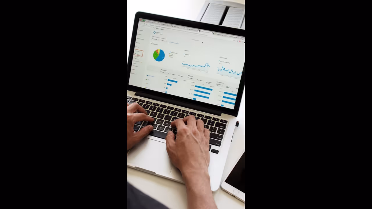 ಐಐಟಿ ಐಐಎಂ ಓದಿಲ್ಲ, 1.13 ಕೋಟಿ ರೂ ಸ್ಯಾಲರಿ ಉದ್ಯೋಗ ಗಿಟ್ಟಿಸಿಕೊಂಡ ಪ್ರತಿಭಾನ್ವಿತ ವಿದ್ಯಾರ್ಥಿ! ಐಐಟಿ ಐಐಎಂ ಓದಿಲ್ಲ, 1.13 ಕೋಟಿ ರೂ ಸ್ಯಾಲರಿ ಉದ್ಯೋಗ ಗಿಟ್ಟಿಸಿಕೊಂಡ ಪ್ರತಿಭಾನ್ವಿತ ವಿದ್ಯಾರ್ಥಿ!